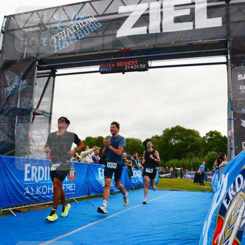 30.08.2026 - Elbe Triathlon Hamburg LAZAROV Photography http://msf.ph/oto/10083110 30.08.2026 11:34:05 Ziel 1166, 1180, 1234, 1452 meine-sportfotos.de