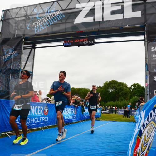 30.08.2026 - Elbe Triathlon Hamburg LAZAROV Photography http://msf.ph/oto/10083114 30.08.2026 11:34:05 Ziel 1166, 1180, 1234, 1452 meine-sportfotos.de