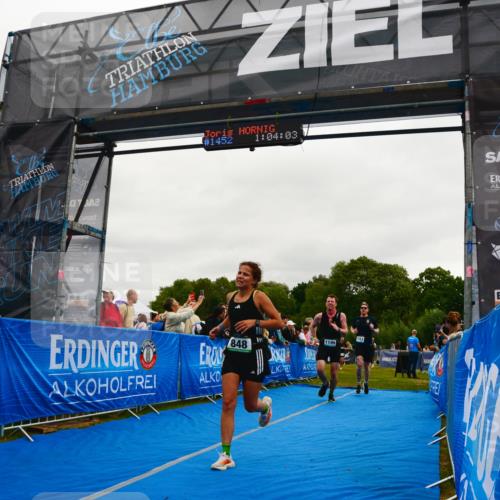 30.08.2026 - Elbe Triathlon Hamburg LAZAROV Photography http://msf.ph/oto/10083132 30.08.2026 11:34:19 Ziel 848, 1149, 1153, 1199 meine-sportfotos.de