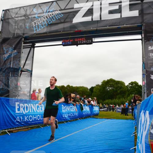30.08.2026 - Elbe Triathlon Hamburg LAZAROV Photography http://msf.ph/oto/10083194 30.08.2026 11:34:40 Ziel 1034, 1090, 1141 meine-sportfotos.de
