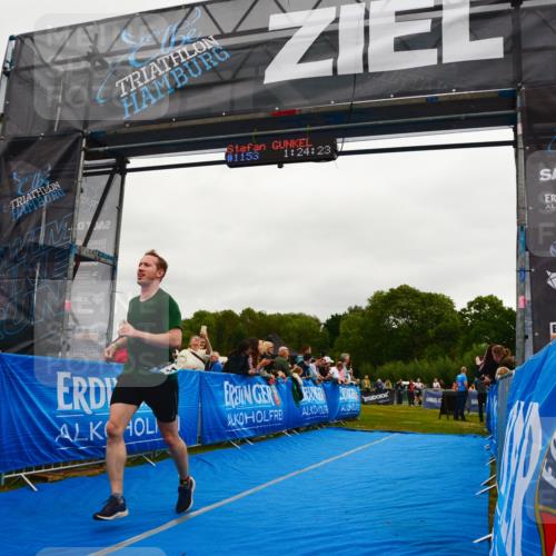 30.08.2026 - Elbe Triathlon Hamburg LAZAROV Photography http://msf.ph/oto/10083196 30.08.2026 11:34:40 Ziel 1034, 1090, 1141 meine-sportfotos.de