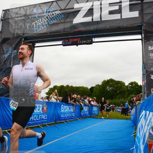 30.08.2026 - Elbe Triathlon Hamburg LAZAROV Photography http://msf.ph/oto/10083211 30.08.2026 11:34:49 Ziel 1034, 1090, 1129, 1157 meine-sportfotos.de