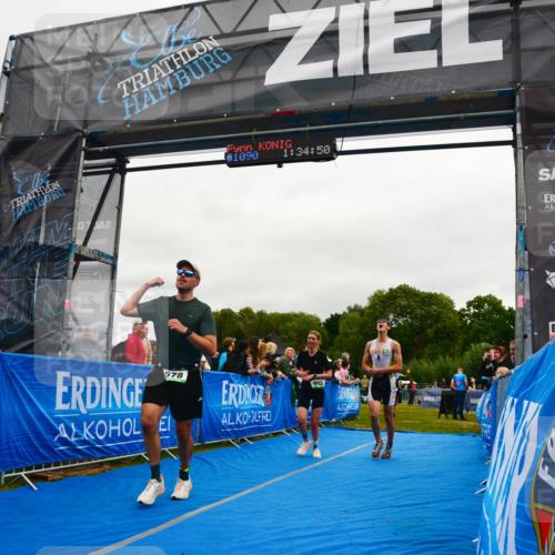 30.08.2026 - Elbe Triathlon Hamburg LAZAROV Photography http://msf.ph/oto/10083240 30.08.2026 11:35:01 Ziel 578, 903, 1213, 1230, 1441 meine-sportfotos.de