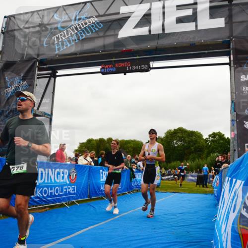 30.08.2026 - Elbe Triathlon Hamburg LAZAROV Photography http://msf.ph/oto/10083247 30.08.2026 11:35:01 Ziel 578, 903, 1213, 1230, 1441 meine-sportfotos.de