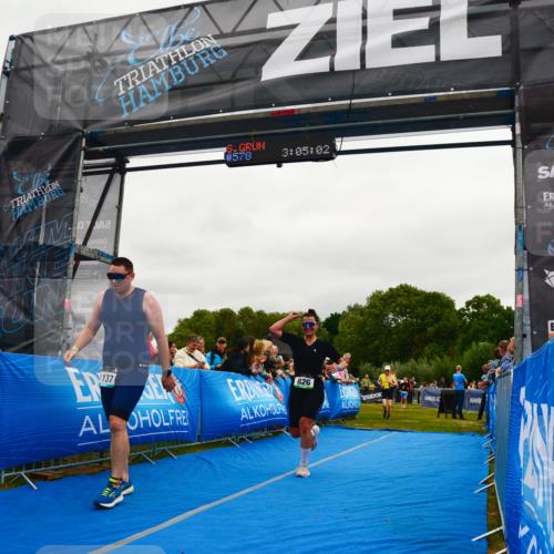 30.08.2026 - Elbe Triathlon Hamburg LAZAROV Photography http://msf.ph/oto/10083291 30.08.2026 11:35:18 Ziel 780, 826, 1137, 1318 meine-sportfotos.de