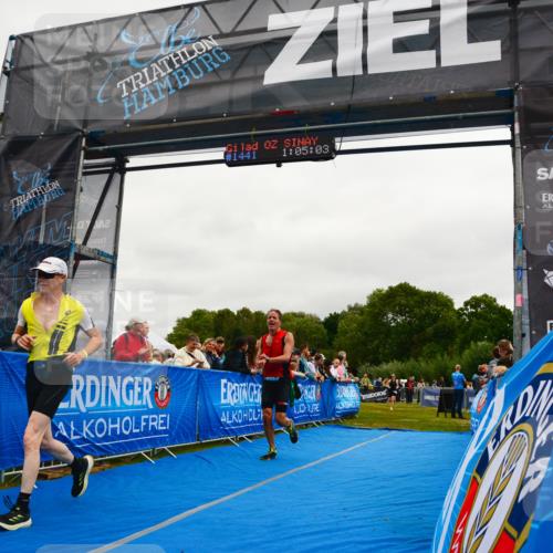 30.08.2026 - Elbe Triathlon Hamburg LAZAROV Photography http://msf.ph/oto/10083303 30.08.2026 11:35:23 Ziel 780, 831, 1318 meine-sportfotos.de