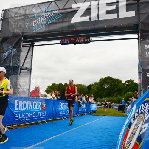 30.08.2026 - Elbe Triathlon Hamburg LAZAROV Photography http://msf.ph/oto/10083305 30.08.2026 11:35:23 Ziel 780, 831, 1318 meine-sportfotos.de