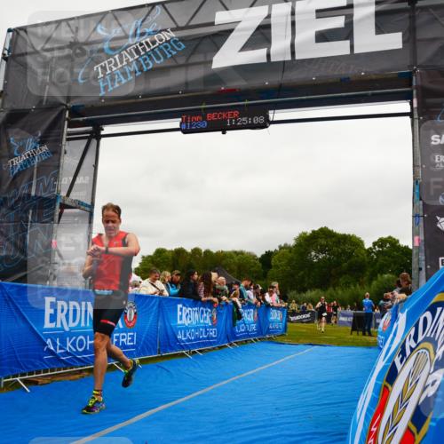 30.08.2026 - Elbe Triathlon Hamburg LAZAROV Photography http://msf.ph/oto/10083314 30.08.2026 11:35:24 Ziel 780, 831, 1318 meine-sportfotos.de