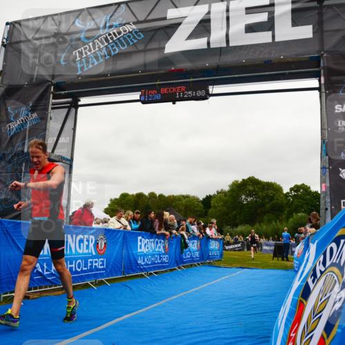 30.08.2026 - Elbe Triathlon Hamburg LAZAROV Photography http://msf.ph/oto/10083317 30.08.2026 11:35:25 Ziel 780, 831, 1177, 1318 meine-sportfotos.de