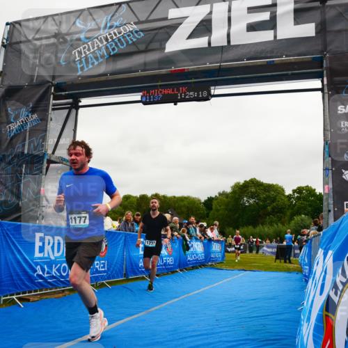 30.08.2026 - Elbe Triathlon Hamburg LAZAROV Photography http://msf.ph/oto/10083340 30.08.2026 11:35:34 Ziel 961, 1177, 1237 meine-sportfotos.de