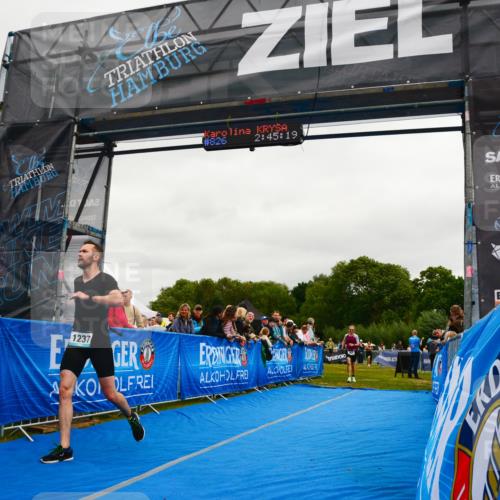 30.08.2026 - Elbe Triathlon Hamburg LAZAROV Photography http://msf.ph/oto/10083350 30.08.2026 11:35:35 Ziel 961, 1177, 1237 meine-sportfotos.de
