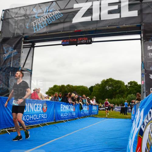 30.08.2026 - Elbe Triathlon Hamburg LAZAROV Photography http://msf.ph/oto/10083352 30.08.2026 11:35:35 Ziel 961, 1177, 1237 meine-sportfotos.de