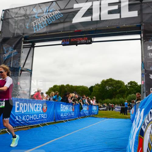 30.08.2026 - Elbe Triathlon Hamburg LAZAROV Photography http://msf.ph/oto/10083368 30.08.2026 11:35:40 Ziel 961 meine-sportfotos.de