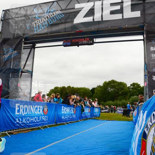 30.08.2026 - Elbe Triathlon Hamburg LAZAROV Photography http://msf.ph/oto/10083369 30.08.2026 11:35:40 Ziel 961 meine-sportfotos.de