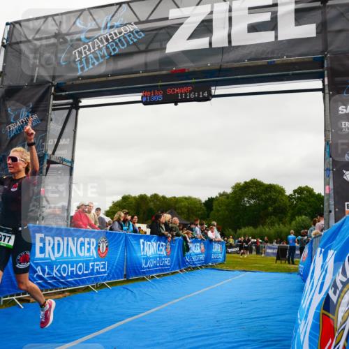 30.08.2026 - Elbe Triathlon Hamburg LAZAROV Photography http://msf.ph/oto/10083536 30.08.2026 11:36:33 Ziel 568, 882, 977 meine-sportfotos.de