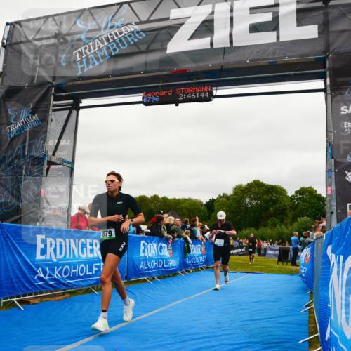 30.08.2026 - Elbe Triathlon Hamburg LAZAROV Photography http://msf.ph/oto/10083607 30.08.2026 11:37:03 Ziel 879, 1050, 1132, 1307 meine-sportfotos.de