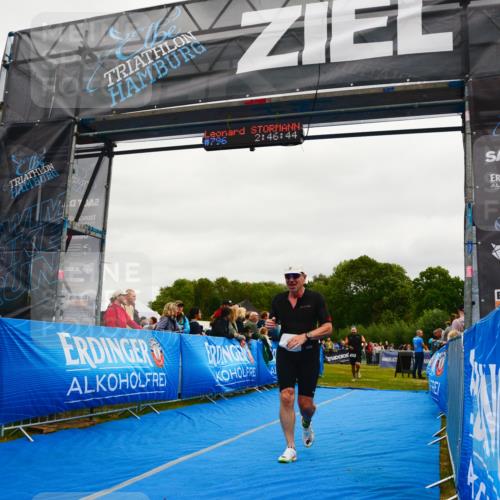 30.08.2026 - Elbe Triathlon Hamburg LAZAROV Photography http://msf.ph/oto/10083616 30.08.2026 11:37:04 Ziel 879, 1050, 1132, 1307 meine-sportfotos.de