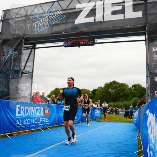 30.08.2026 - Elbe Triathlon Hamburg LAZAROV Photography http://msf.ph/oto/10083694 30.08.2026 11:37:43 Ziel 757, 1264, 1385, 1440 meine-sportfotos.de