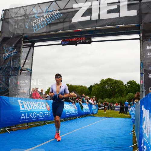 30.08.2026 - Elbe Triathlon Hamburg LAZAROV Photography http://msf.ph/oto/10083720 30.08.2026 11:37:45 Ziel 757, 1264, 1374, 1385, 1440 meine-sportfotos.de