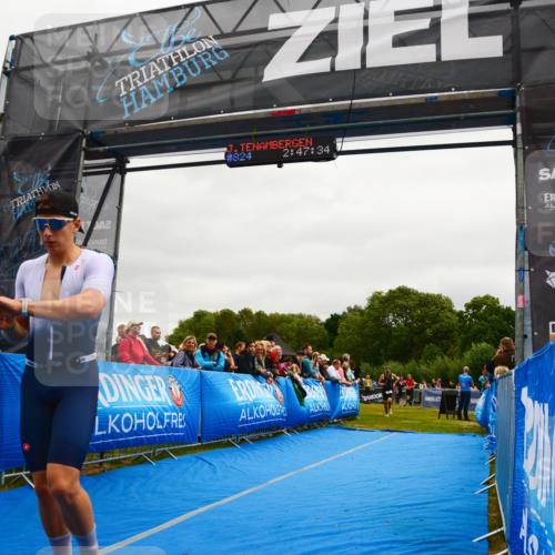 30.08.2026 - Elbe Triathlon Hamburg LAZAROV Photography http://msf.ph/oto/10083728 30.08.2026 11:37:46 Ziel 757, 1264, 1374, 1385, 1440 meine-sportfotos.de