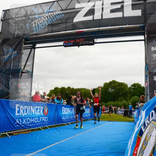 30.08.2026 - Elbe Triathlon Hamburg LAZAROV Photography http://msf.ph/oto/10083757 30.08.2026 11:37:55 Ziel 696, 726, 757, 759, 1298, 1374 meine-sportfotos.de