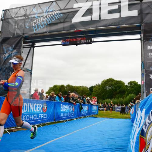 30.08.2026 - Elbe Triathlon Hamburg LAZAROV Photography http://msf.ph/oto/10083861 30.08.2026 11:38:28 Ziel 1300, 1422 meine-sportfotos.de