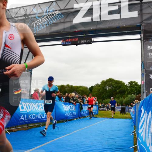 30.08.2026 - Elbe Triathlon Hamburg LAZAROV Photography http://msf.ph/oto/10083909 30.08.2026 11:38:40 Ziel 867, 1226, 1253, 1271, 1354, 1444 meine-sportfotos.de