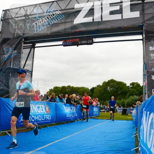 30.08.2026 - Elbe Triathlon Hamburg LAZAROV Photography http://msf.ph/oto/10083915 30.08.2026 11:38:41 Ziel 867, 1162, 1226, 1253, 1271, 1354, 1444 meine-sportfotos.de