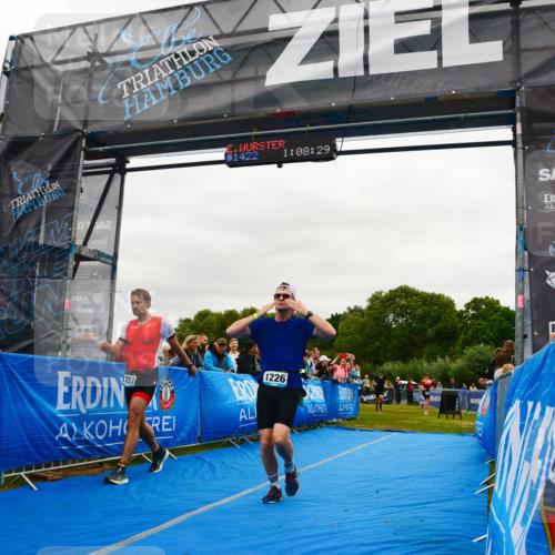30.08.2026 - Elbe Triathlon Hamburg LAZAROV Photography http://msf.ph/oto/10083922 30.08.2026 11:38:43 Ziel 867, 1162, 1226, 1253, 1354, 1444 meine-sportfotos.de