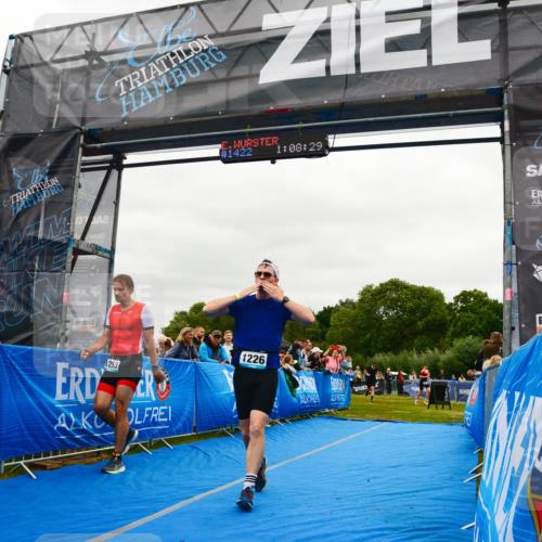 30.08.2026 - Elbe Triathlon Hamburg LAZAROV Photography http://msf.ph/oto/10083924 30.08.2026 11:38:43 Ziel 867, 1162, 1226, 1253, 1354, 1444 meine-sportfotos.de