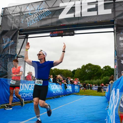 30.08.2026 - Elbe Triathlon Hamburg LAZAROV Photography http://msf.ph/oto/10083930 30.08.2026 11:38:44 Ziel 1162, 1226, 1253, 1354 meine-sportfotos.de
