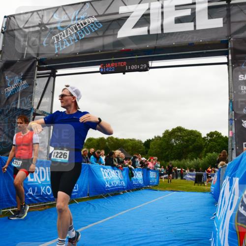 30.08.2026 - Elbe Triathlon Hamburg LAZAROV Photography http://msf.ph/oto/10083932 30.08.2026 11:38:44 Ziel 1162, 1226, 1253, 1354 meine-sportfotos.de