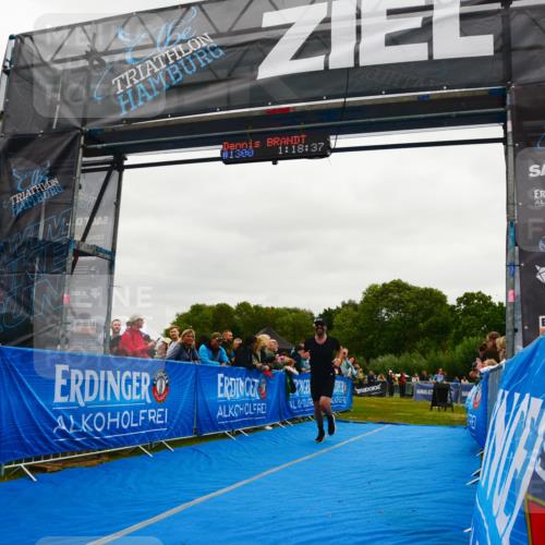 30.08.2026 - Elbe Triathlon Hamburg LAZAROV Photography http://msf.ph/oto/10083942 30.08.2026 11:38:49 Ziel 1162 meine-sportfotos.de