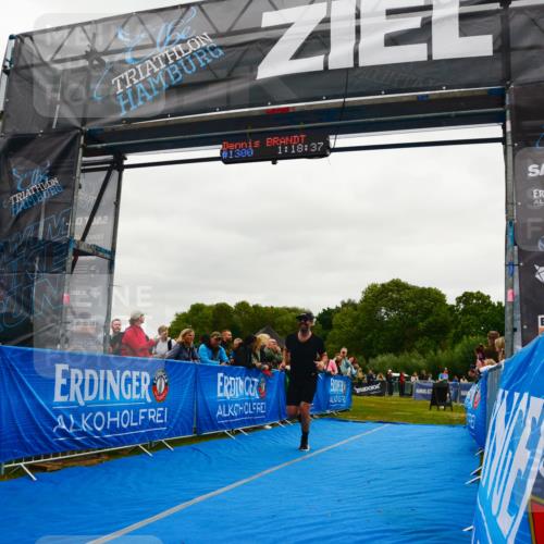 30.08.2026 - Elbe Triathlon Hamburg LAZAROV Photography http://msf.ph/oto/10083946 30.08.2026 11:38:49 Ziel 1162 meine-sportfotos.de
