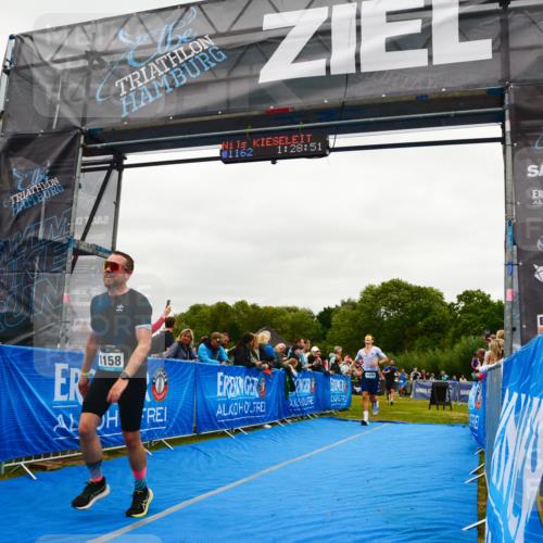 30.08.2026 - Elbe Triathlon Hamburg LAZAROV Photography http://msf.ph/oto/10083994 30.08.2026 11:39:06 Ziel 1158, 1169, 1319, 1346, 1456 meine-sportfotos.de