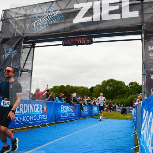 30.08.2026 - Elbe Triathlon Hamburg LAZAROV Photography http://msf.ph/oto/10083998 30.08.2026 11:39:06 Ziel 1158, 1169, 1319, 1346, 1456 meine-sportfotos.de
