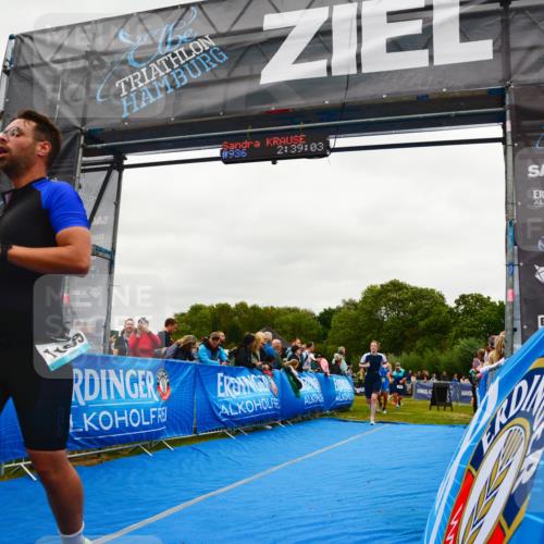 30.08.2026 - Elbe Triathlon Hamburg LAZAROV Photography http://msf.ph/oto/10084023 30.08.2026 11:39:13 Ziel 709, 877, 1064, 1123, 1125, 1169, 1214, 1256, 1319 meine-sportfotos.de
