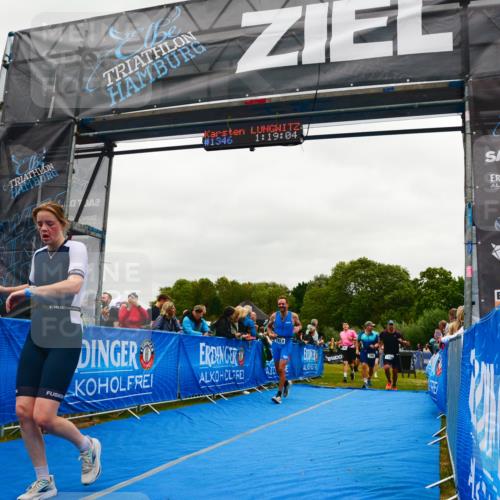 30.08.2026 - Elbe Triathlon Hamburg LAZAROV Photography http://msf.ph/oto/10084029 30.08.2026 11:39:16 Ziel 709, 877, 1064, 1123, 1125, 1205, 1214, 1256 meine-sportfotos.de