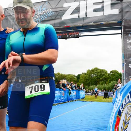 30.08.2026 - Elbe Triathlon Hamburg LAZAROV Photography http://msf.ph/oto/10084053 30.08.2026 11:39:24 Ziel 709, 926, 992, 1123, 1125, 1205 meine-sportfotos.de