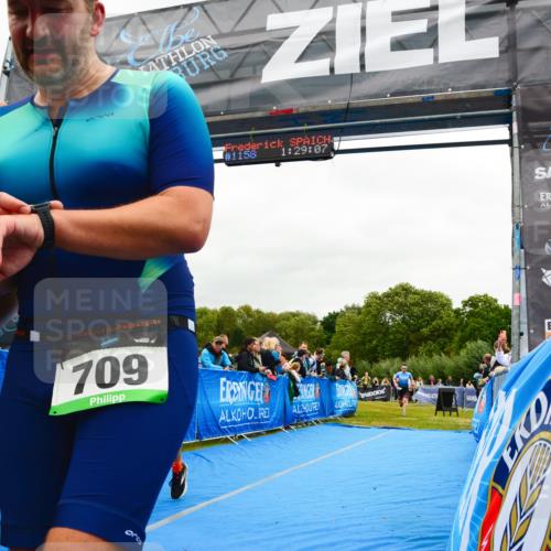 30.08.2026 - Elbe Triathlon Hamburg LAZAROV Photography http://msf.ph/oto/10084054 30.08.2026 11:39:24 Ziel 709, 926, 992, 1123, 1125, 1205 meine-sportfotos.de
