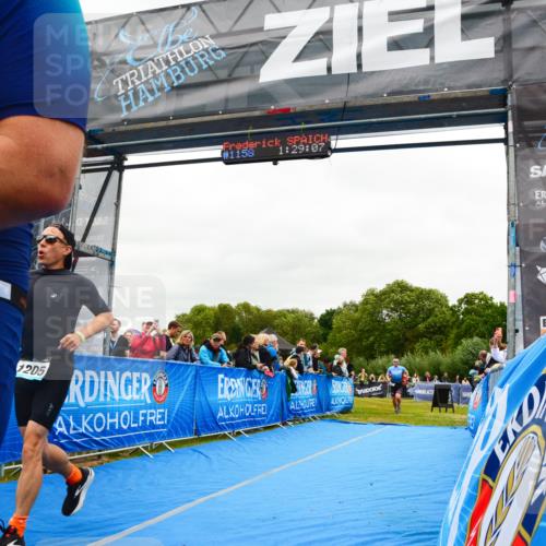 30.08.2026 - Elbe Triathlon Hamburg LAZAROV Photography http://msf.ph/oto/10084057 30.08.2026 11:39:24 Ziel 709, 926, 992, 1123, 1125, 1205 meine-sportfotos.de