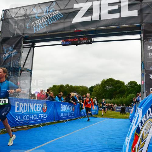 30.08.2026 - Elbe Triathlon Hamburg LAZAROV Photography http://msf.ph/oto/10084075 30.08.2026 11:39:41 Ziel 802, 812, 979, 1146, 1247, 1277 meine-sportfotos.de