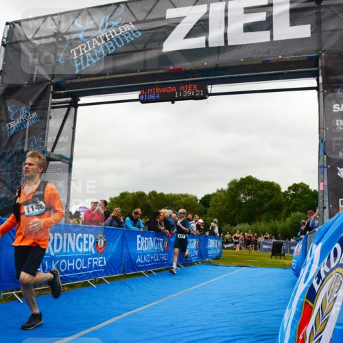 30.08.2026 - Elbe Triathlon Hamburg LAZAROV Photography http://msf.ph/oto/10084081 30.08.2026 11:39:42 Ziel 802, 812, 979, 1146, 1247, 1277 meine-sportfotos.de