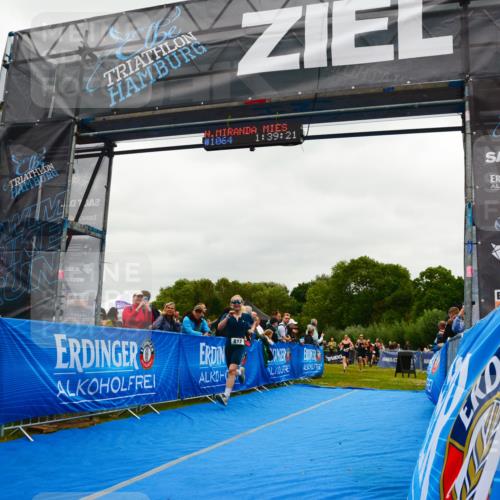 30.08.2026 - Elbe Triathlon Hamburg LAZAROV Photography http://msf.ph/oto/10084083 30.08.2026 11:39:42 Ziel 802, 812, 979, 1146, 1247, 1277 meine-sportfotos.de