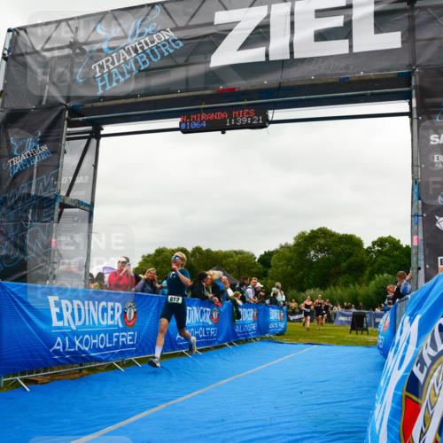 30.08.2026 - Elbe Triathlon Hamburg LAZAROV Photography http://msf.ph/oto/10084085 30.08.2026 11:39:43 Ziel 657, 802, 812, 871, 979, 1146, 1247, 1277 meine-sportfotos.de