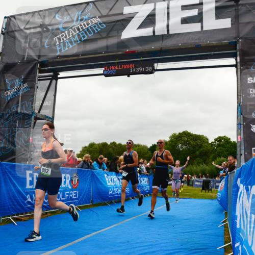 30.08.2026 - Elbe Triathlon Hamburg LAZAROV Photography http://msf.ph/oto/10084095 30.08.2026 11:39:49 Ziel 657, 697, 802, 871, 1247, 1277, 1371 meine-sportfotos.de