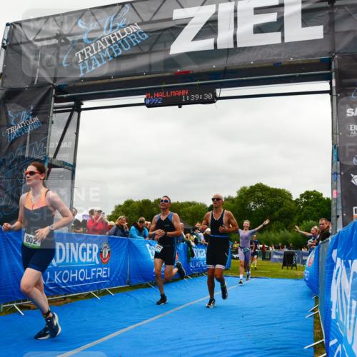 30.08.2026 - Elbe Triathlon Hamburg LAZAROV Photography http://msf.ph/oto/10084096 30.08.2026 11:39:49 Ziel 657, 697, 802, 871, 1247, 1277, 1371 meine-sportfotos.de