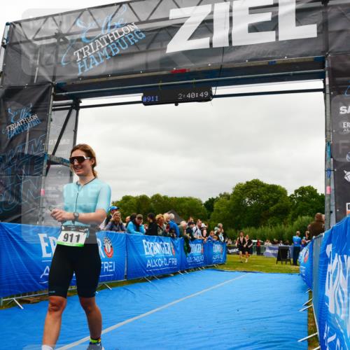 30.08.2026 - Elbe Triathlon Hamburg LAZAROV Photography http://msf.ph/oto/10084269 30.08.2026 11:40:50 Ziel 694, 911, 933, 1375 meine-sportfotos.de
