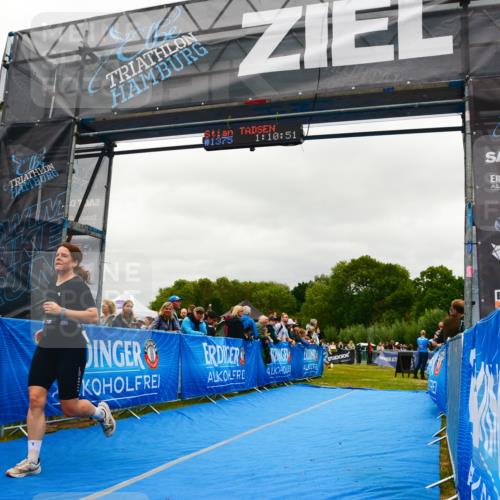 30.08.2026 - Elbe Triathlon Hamburg LAZAROV Photography http://msf.ph/oto/10084292 30.08.2026 11:40:55 Ziel 694, 933 meine-sportfotos.de