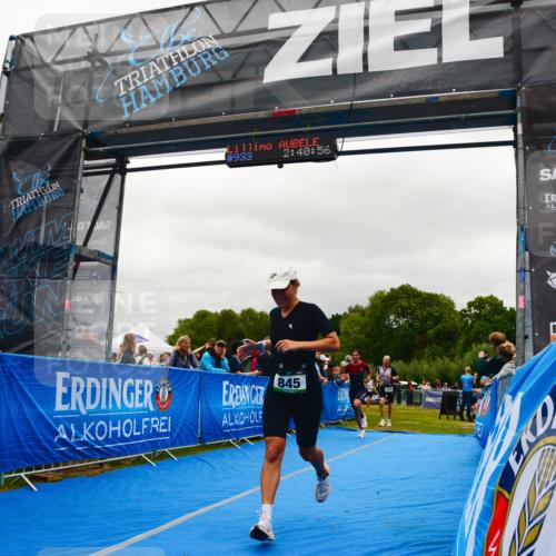 30.08.2026 - Elbe Triathlon Hamburg LAZAROV Photography http://msf.ph/oto/10084303 30.08.2026 11:41:06 Ziel 845, 920, 1302 meine-sportfotos.de